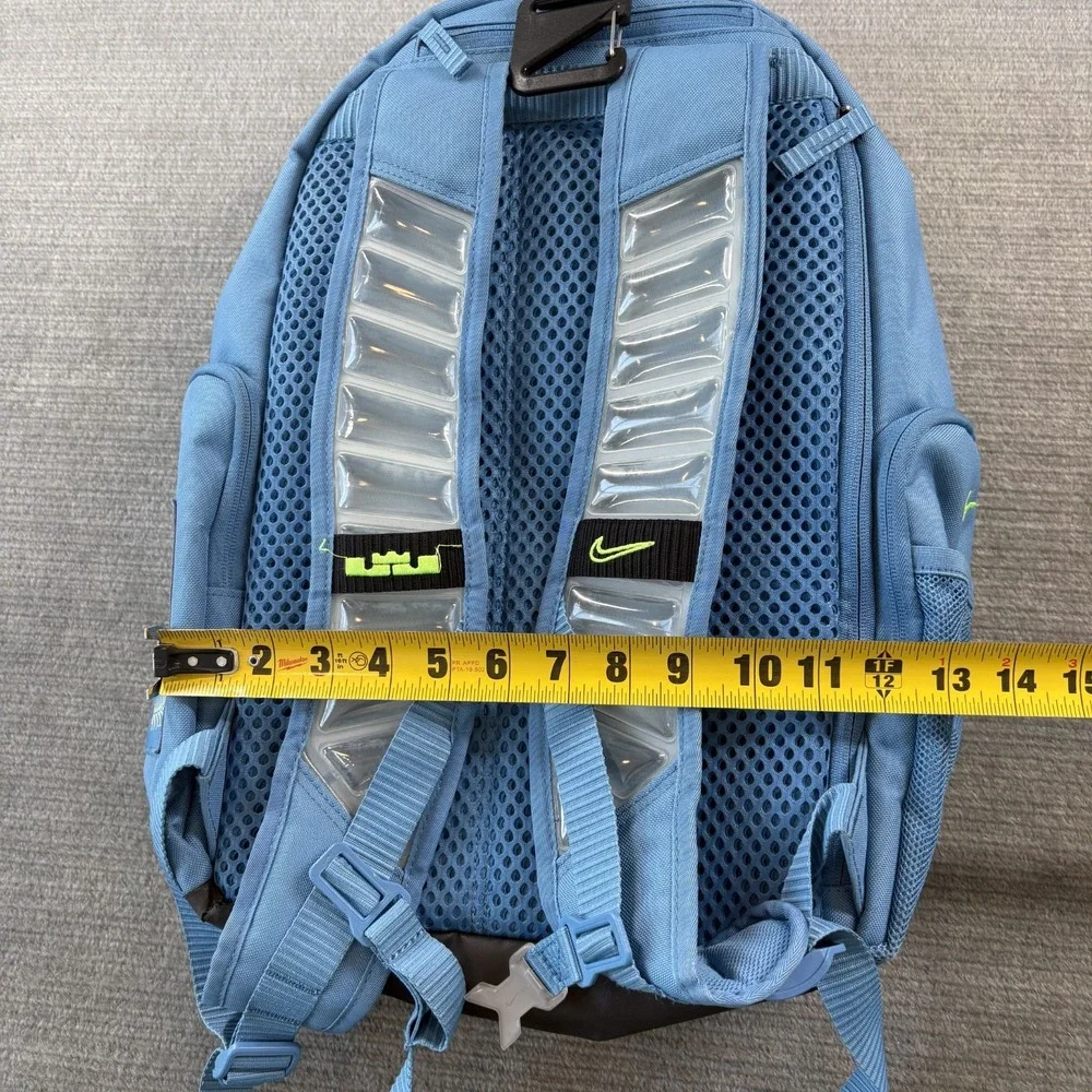 Nike LeBron James Basketball Backpack Blue Bubble Straps Lightweight Pockets